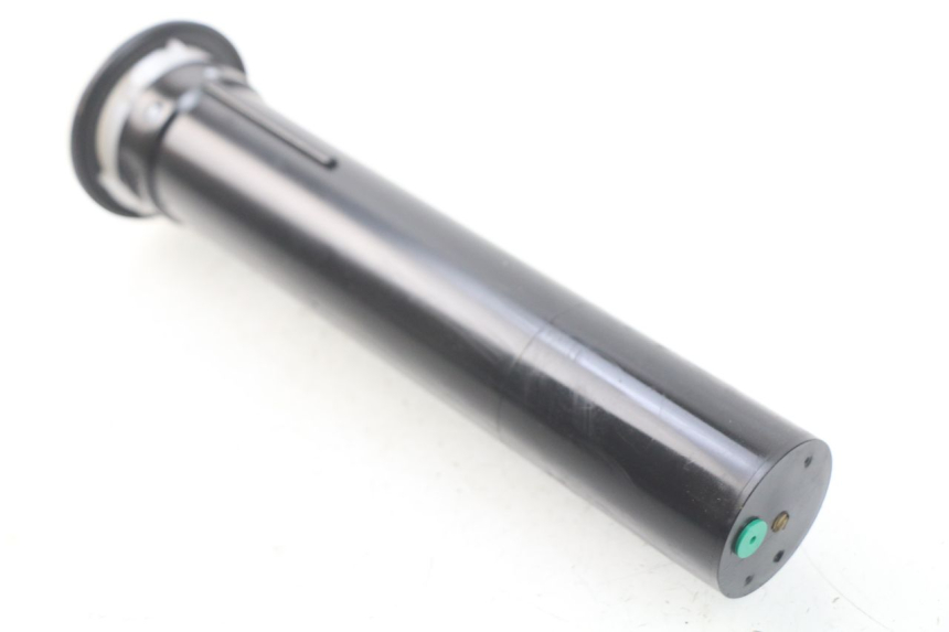 photo de JAUGE RESERVOIR ESSENCE PIAGGIO MP3 HPE 500 (2019 - 2022) - Gros plan technique