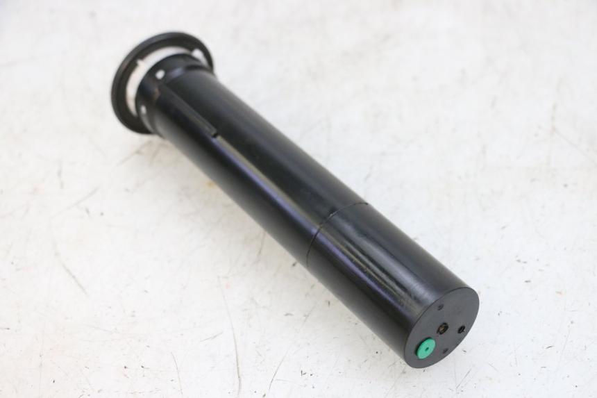 photo de JAUGE RESERVOIR ESSENCE PIAGGIO MP3 HPE 300 (2019 - 2026) - Détail de la pièce