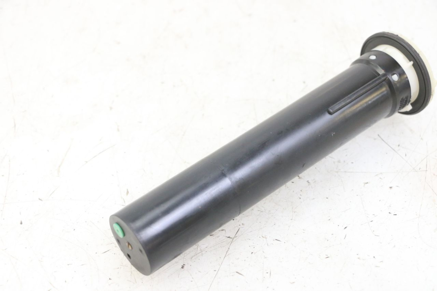 photo de JAUGE RESERVOIR ESSENCE PIAGGIO MP3 LT 400 (2007 - 2012) - Zoom état d’usage