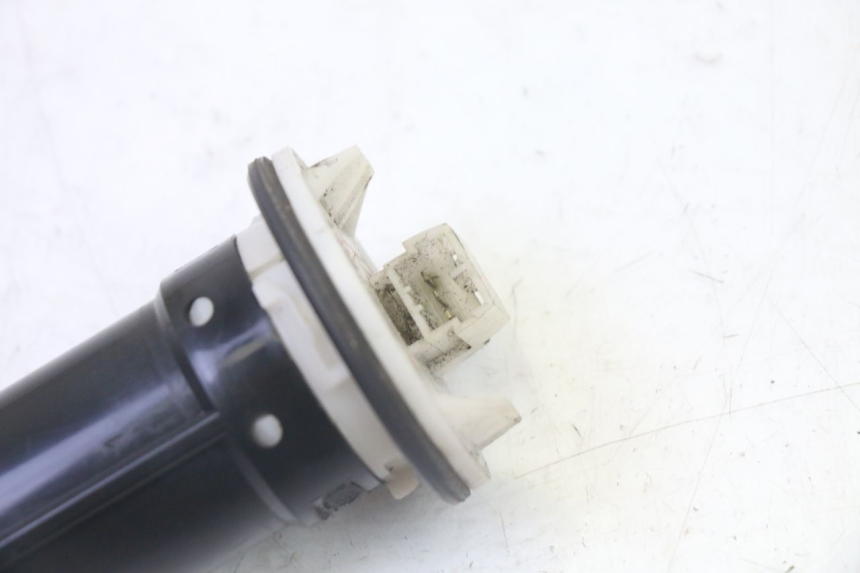 photo de JAUGE RESERVOIR ESSENCE PIAGGIO MP3 500 (2011 - 2015) - Détail de la pièce