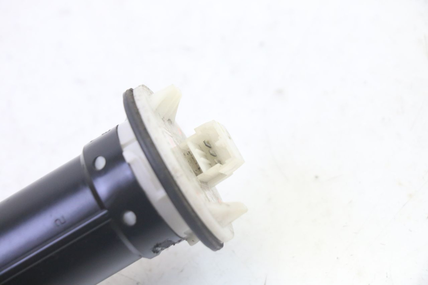 photo de JAUGE RESERVOIR ESSENCE PIAGGIO MP3 RL 250 (2006 - 2010) - Détail de la pièce