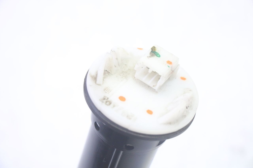 photo de JAUGE RESERVOIR ESSENCE PIAGGIO MP3 500 (2016 - 2018) - Zoom état d’usage