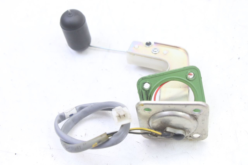 photo de JAUGE RESERVOIR ESSENCE PIAGGIO NEW TYPHOON 50 (2018 - 2021) - Zoom état d’usage