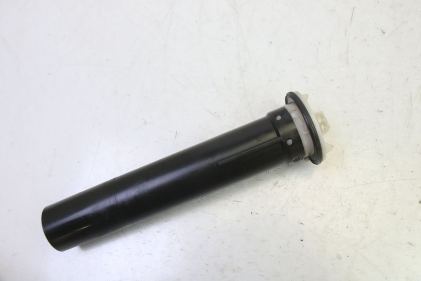 photo de JAUGE RESERVOIR ESSENCE PIAGGIO NEW TYPHOON 50 (2010 - 2017) - Vue principale