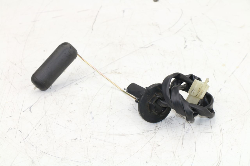 photo de JAUGE RESERVOIR ESSENCE NORAUTO RAZZO CITY 50 (2009 - 2014) - Vue principale