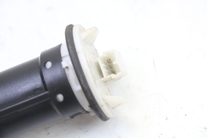 photo de JAUGE RESERVOIR ESSENCE PIAGGIO NRG POWER PUREJET 50 (2018 - 2021) - Détail de la pièce