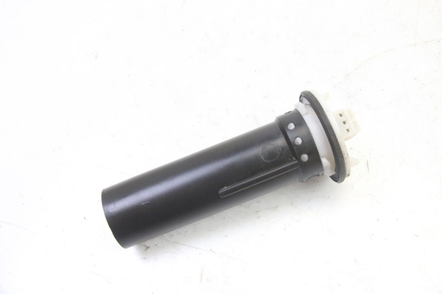 photo de JAUGE RESERVOIR ESSENCE PIAGGIO NRG POWER PUREJET 50 (2018 - 2021) - Zoom état d’usage