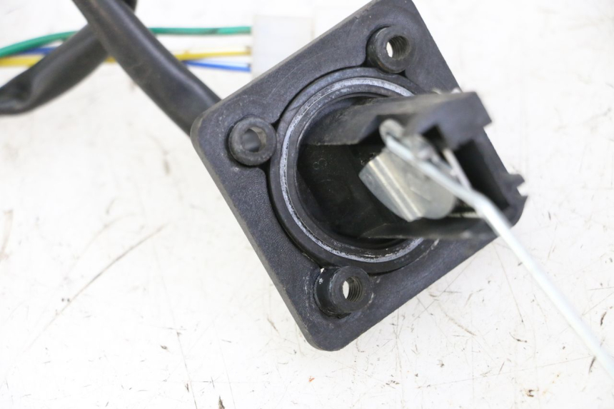 photo de JAUGE RESERVOIR ESSENCE JM MOTORS OLDIES GT 4T 50 (2018 - 2025) - Zoom état d’usage