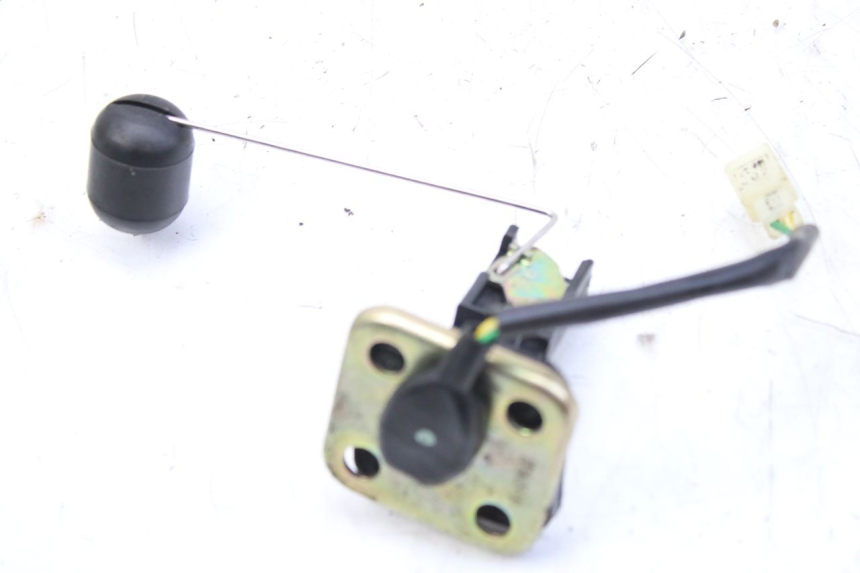 photo de JAUGE RESERVOIR ESSENCE SYM ORBIT 2 4T 50 (2018 - 2022) - Gros plan technique