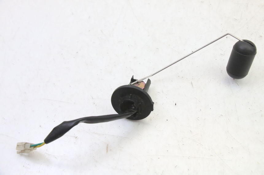 photo de JAUGE RESERVOIR ESSENCE SYM ORBIT 2 4T 50 (2008 - 2017) - Zoom état d’usage