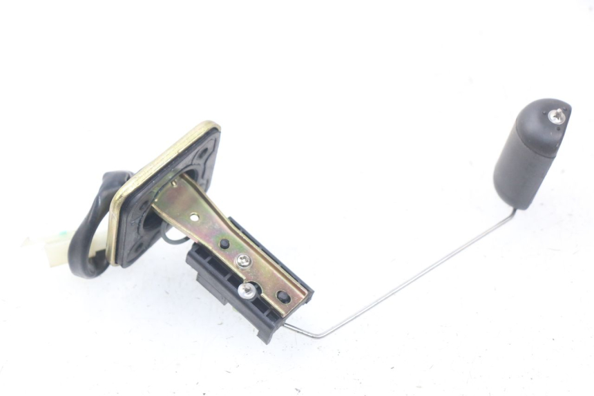 photo de JAUGE RESERVOIR ESSENCE SYM ORBIT III 3 4T 50 (2021 - 2025) - Zoom état d’usage