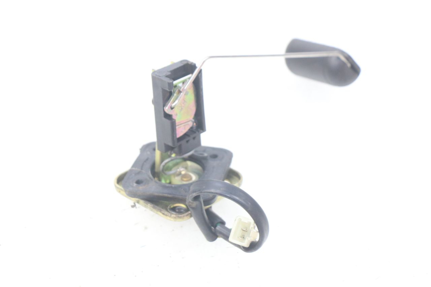 photo de JAUGE RESERVOIR ESSENCE SYM ORBIT III 3 4T 50 (2018 - 2021) - Détail de la pièce