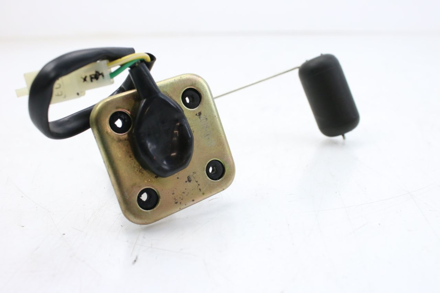 photo de JAUGE RESERVOIR ESSENCE SYM ORBIT III 3 4T 50 (2018 - 2021) - Zoom état d’usage