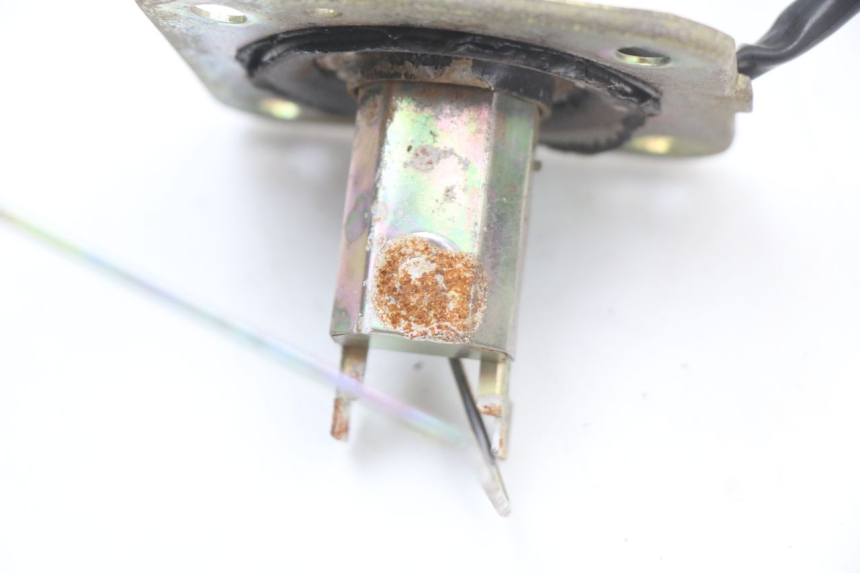 photo de JAUGE RESERVOIR ESSENCE ASTOR ORCAL 125 (2015 - 2017) - Autre angle de vue