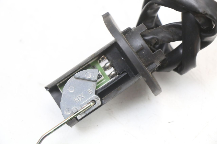 photo de JAUGE RESERVOIR ESSENCE IMF INDUSTRIE PACH 4T 50 (2009 - 2018) - Gros plan technique