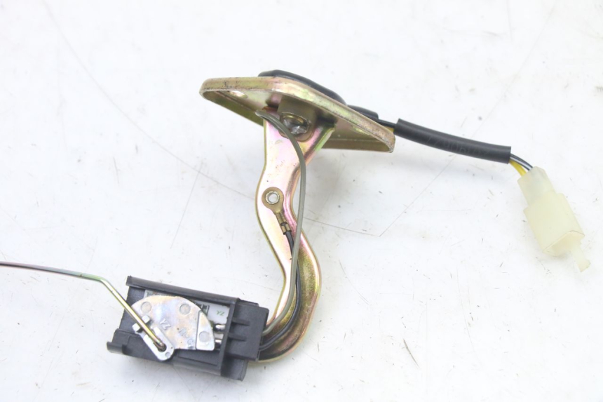 photo de JAUGE RESERVOIR ESSENCE PEUGEOT KISBEE 4T 50 (2018 - 2022) - Détail de la pièce