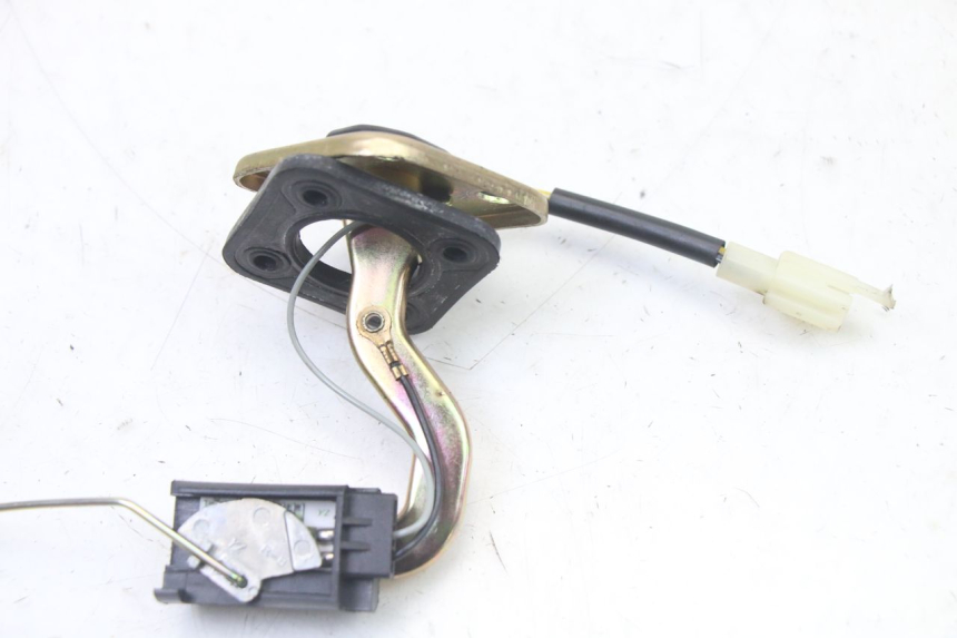 photo de JAUGE RESERVOIR ESSENCE PEUGEOT STREETZONE I 2T 50 (2018 - 2020) - Détail de la pièce