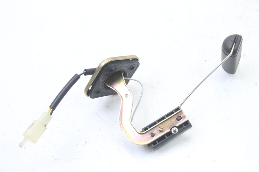 photo de JAUGE RESERVOIR ESSENCE PEUGEOT STREETZONE I 2T 50 (2018 - 2020) - Zoom état d’usage