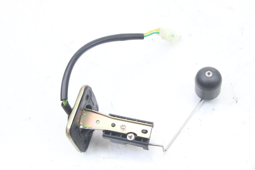 photo de JAUGE RESERVOIR ESSENCE PEUGEOT TWEET 4T 50 (2023 - 2025) - Détail de la pièce