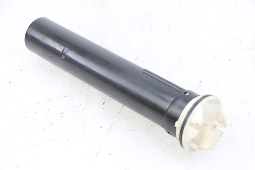 photo de JAUGE RESERVOIR ESSENCE PIAGGIO VESPA GRANTURISMO 200 (2004 - 2005) - Vue principale