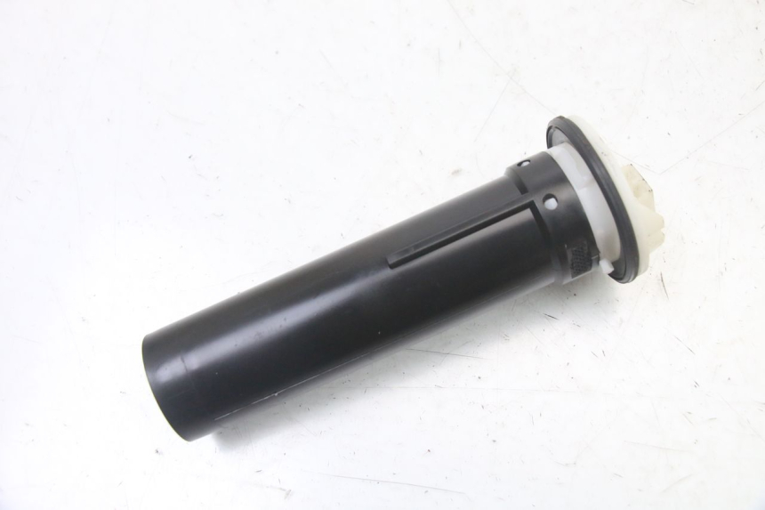 photo de JAUGE RESERVOIR ESSENCE PIAGGIO VESPA LX IE 125 (2010 - 2012) - Détail de la pièce