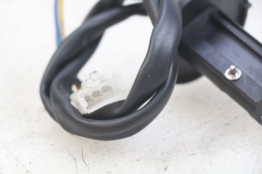 photo de JAUGE RESERVOIR ESSENCE TNT MOTOR ROMA 10' 4T 50 (2019 - 2022) - Zoom état d’usage