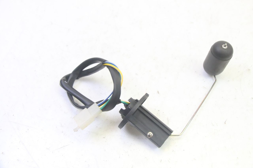 photo de JAUGE RESERVOIR ESSENCE TNT MOTOR ROMA 10' 4T 50 (2019 - 2022) - Détail de la pièce