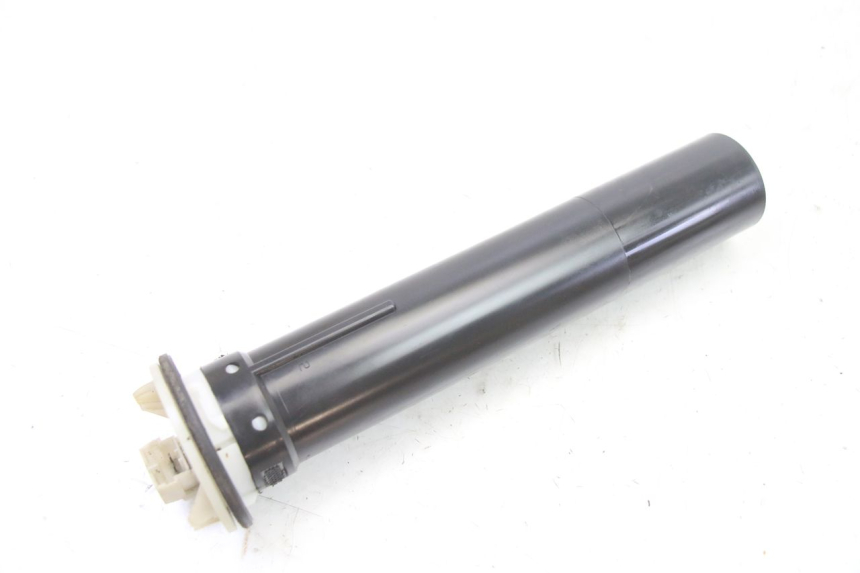 photo de JAUGE RESERVOIR ESSENCE GILERA RUNNER SP 50 (2006 - 2008) - Zoom état d’usage