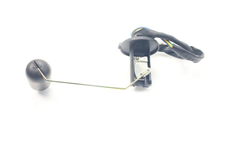 photo de JAUGE RESERVOIR ESSENCE JM MOTORS SANTANA 50 (2014 - 2023) - Gros plan technique