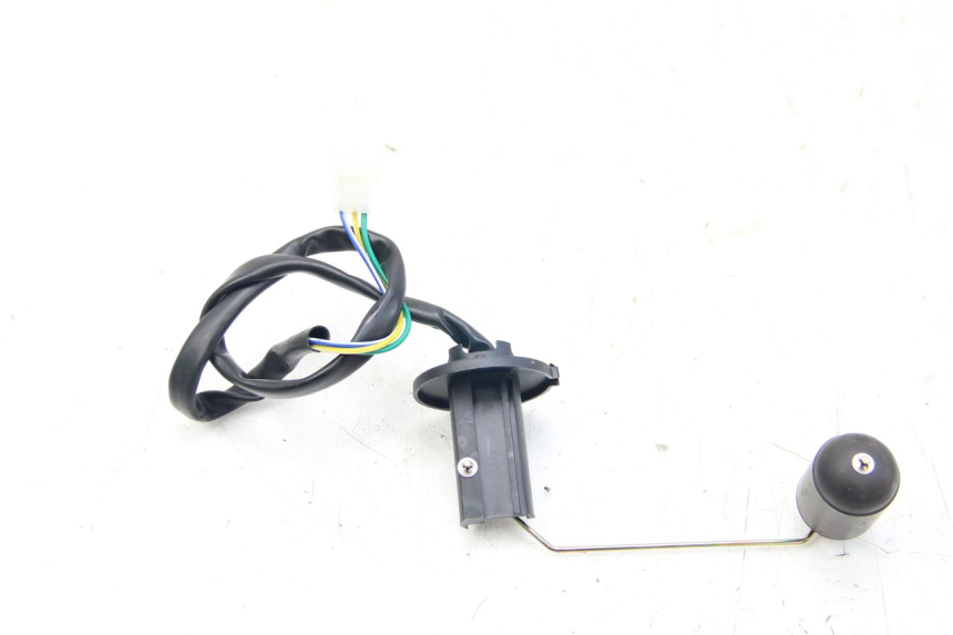 photo de JAUGE RESERVOIR ESSENCE JM MOTORS SANTANA 50 (2014 - 2023) - Zoom état d’usage