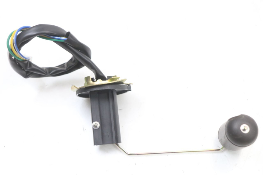 photo de JAUGE RESERVOIR ESSENCE JM MOTORS SANTANA 50 (2014 - 2023) - Zoom état d’usage