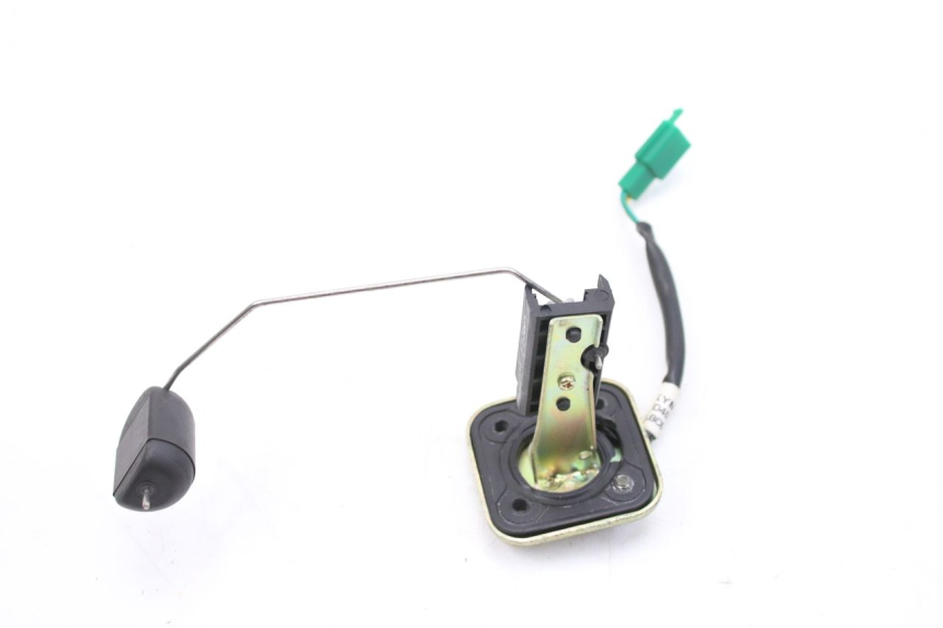 photo de JAUGE RESERVOIR ESSENCE KYMCO SENTO 100 (2008 - 2013) - Autre angle de vue