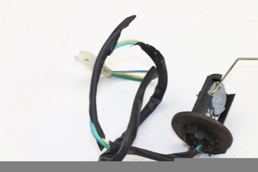 photo de JAUGE RESERVOIR ESSENCE WACOX SHENKE 50 (2008 - 2014) - Autre angle de vue