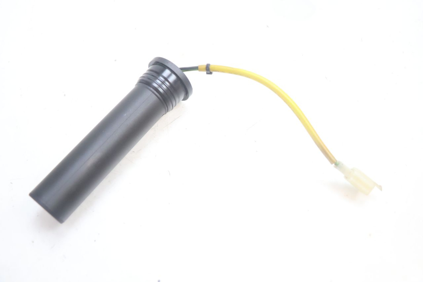 photo de JAUGE RESERVOIR ESSENCE YAMAHA SLIDER 50 (1999 - 2004) - Vue principale