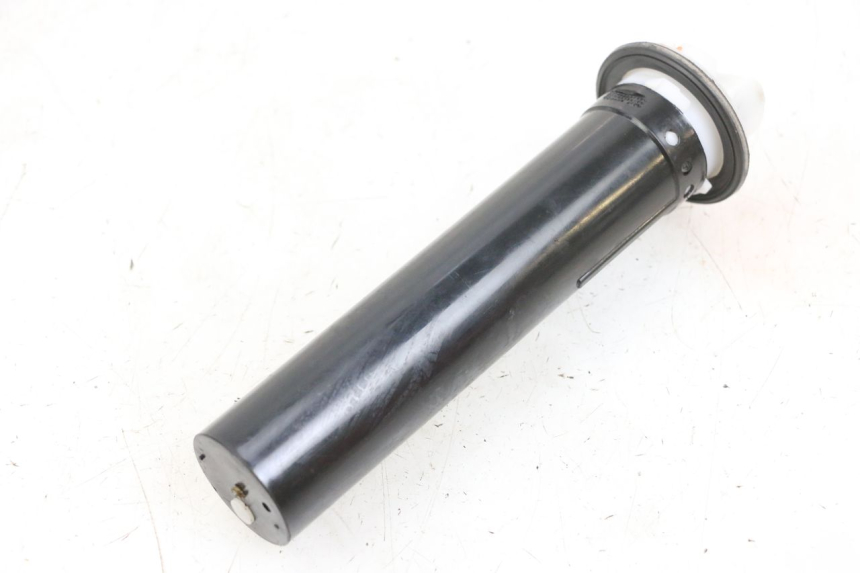 photo de JAUGE RESERVOIR ESSENCE PEUGEOT SPEEDFIGHT 4 4T EFI 50 (2021 - 2025) - Détail de la pièce