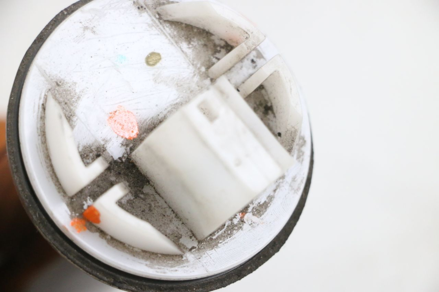 photo de JAUGE RESERVOIR ESSENCE PEUGEOT SPEEDFIGHT 4 4T EFI 50 (2021 - 2025) - Gros plan technique