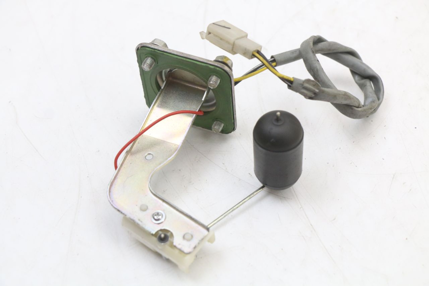 photo de JAUGE RESERVOIR ESSENCE APRILIA SR 2T 50 (2018 - 2022) - Autre angle de vue