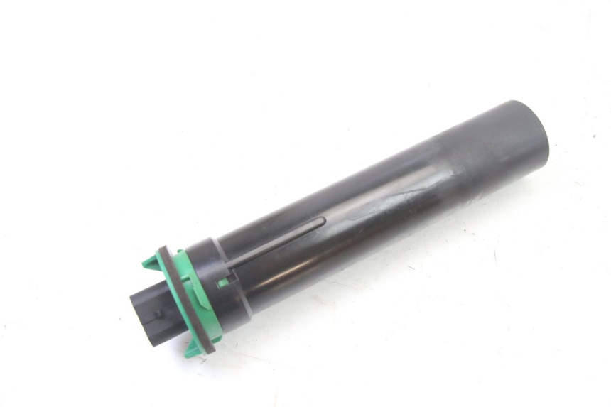 photo de JAUGE RESERVOIR ESSENCE PIAGGIO SUPER LX 125 (2000 - 2003) - Détail de la pièce