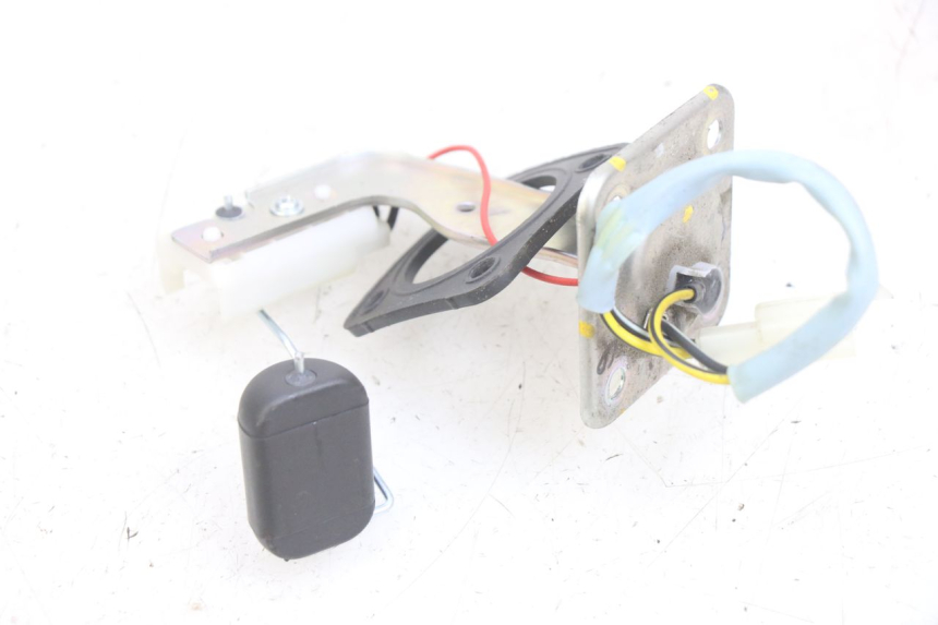 photo de JAUGE RESERVOIR ESSENCE APRILIA SXR 50 (2021 - 2023) - Zoom état d’usage