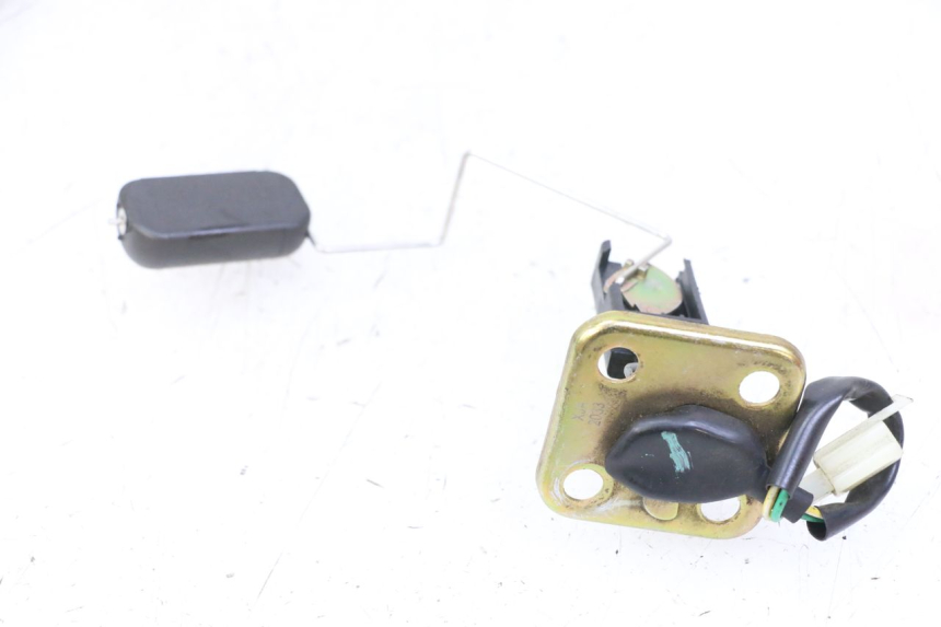 photo de JAUGE RESERVOIR ESSENCE SYM FIDDLE 3 III 50 (2014 - 2020) - Zoom état d’usage