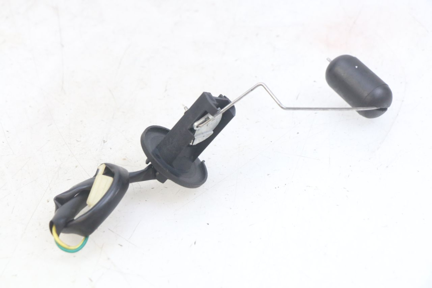 photo de JAUGE RESERVOIR ESSENCE PEUGEOT TWEET 4T 50 (2010 - 2014) - Détail de la pièce