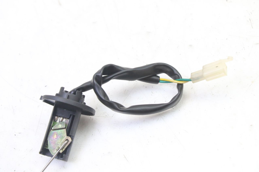 photo de JAUGE RESERVOIR ESSENCE PEUGEOT TWEET 4T 50 (2014 - 2019) - Détail de la pièce