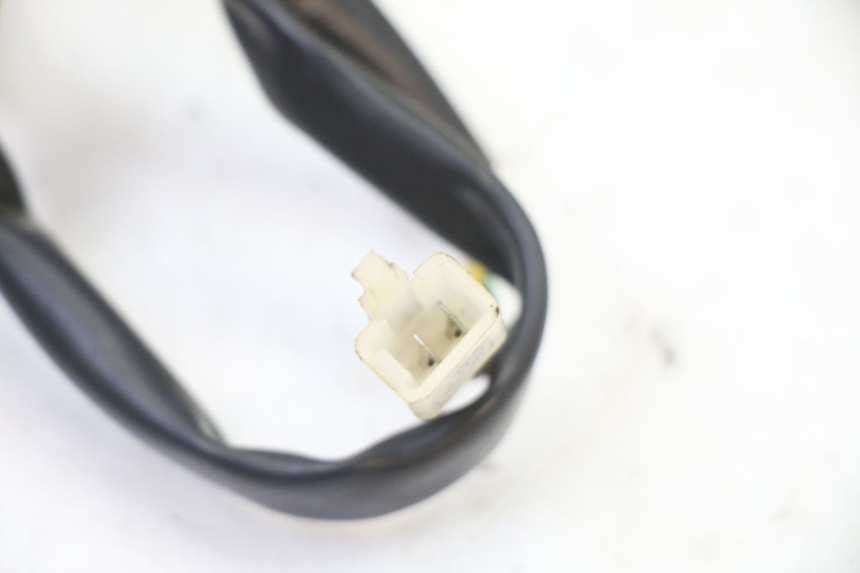 photo de JAUGE RESERVOIR ESSENCE PEUGEOT TWEET 4T 50 (2014 - 2019) - Gros plan technique