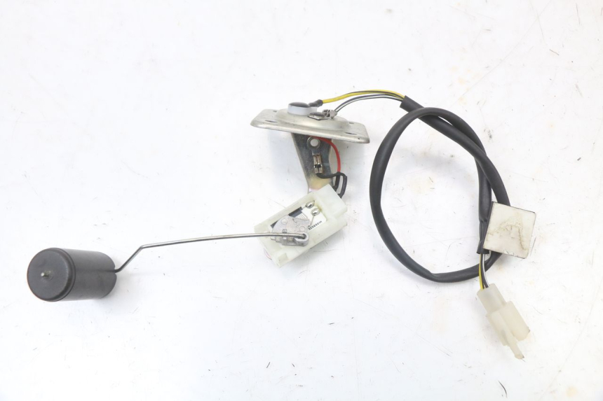 photo de JAUGE RESERVOIR ESSENCE PIAGGIO VESPA PRIMAVERA 4T 50 (2021 - 2024) - Vue principale