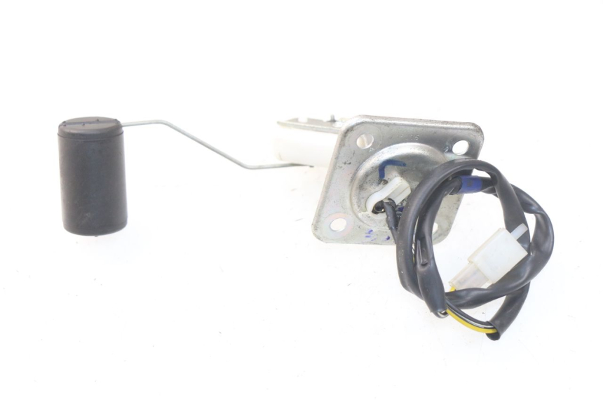 photo de JAUGE RESERVOIR ESSENCE PIAGGIO VESPA SPRINT 2T 50 (2014 - 2018) - Zoom état d’usage