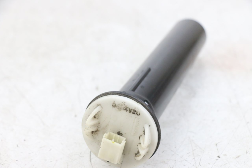 photo de JAUGE RESERVOIR ESSENCE PIAGGIO X10 125 (2012 - 2017) - Détail de la pièce