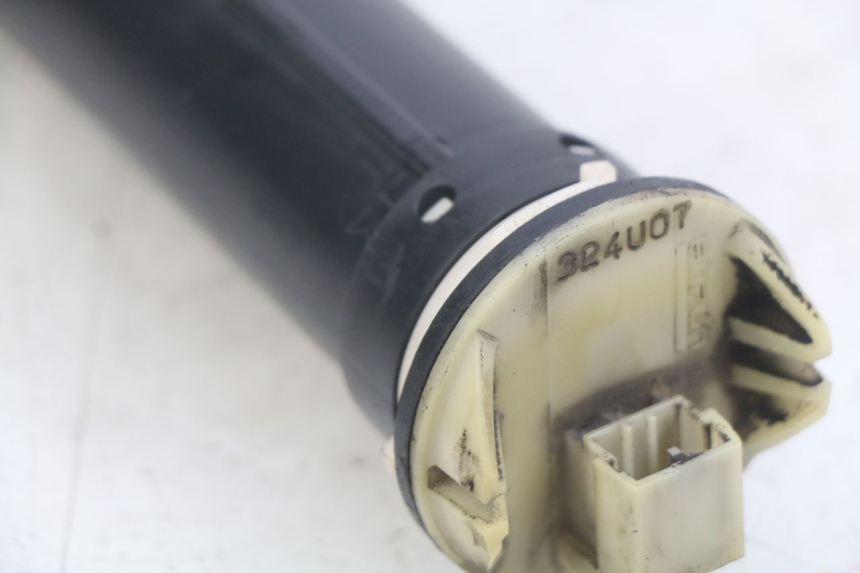 photo de JAUGE RESERVOIR ESSENCE PIAGGIO X8 125 (2004 - 2007) - Détail de la pièce