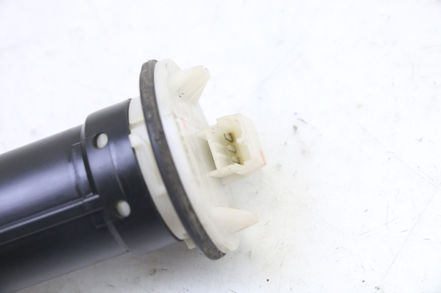 photo de JAUGE RESERVOIR ESSENCE PIAGGIO X9 EVOLUTION 125 (2003 - 2007) - Détail de la pièce