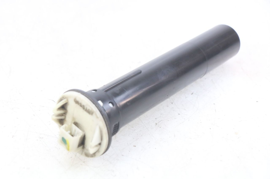 photo de JAUGE RESERVOIR ESSENCE PIAGGIO XEVO - X EVO 125 (2007 - 2017) - Vue principale