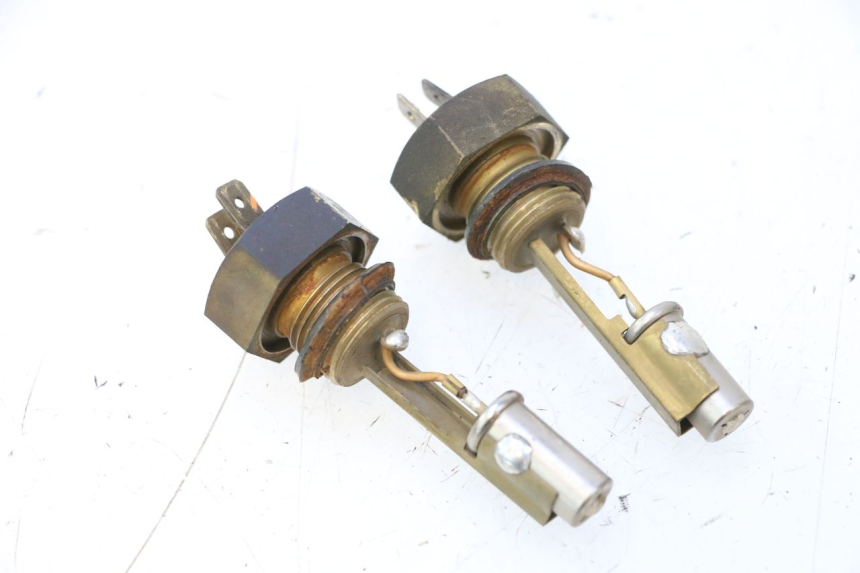 photo de JAUGE RESERVOIR ESSENCE HONDA XRV AFRICA TWIN 750 (1990 - 1992) - Vue principale